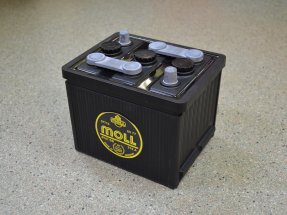 GERMAN "MOLL" 6V 77Ah バッテリー