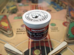 MOTHERS Mag & Aluminum Polish